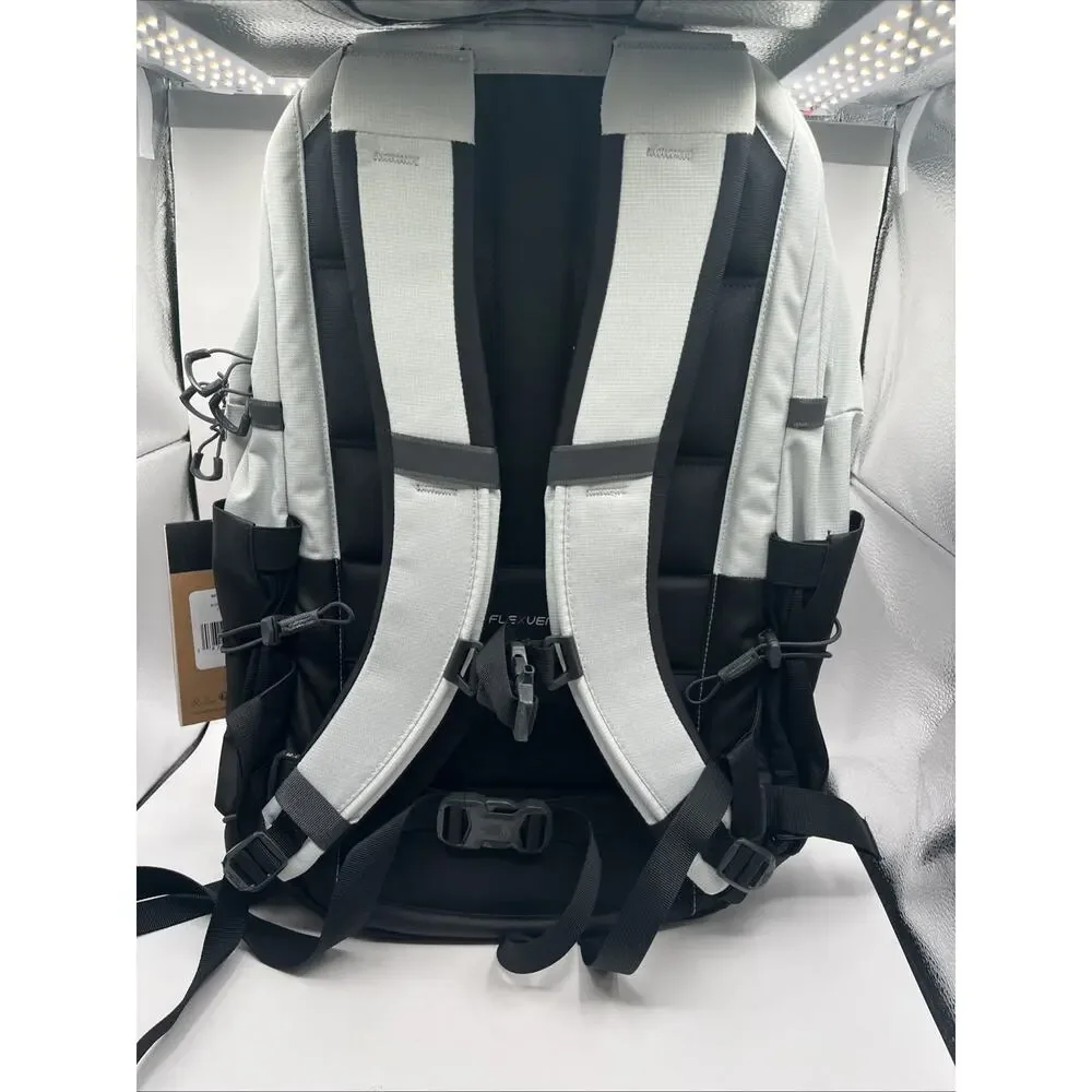 The North Face Borealis Backpack 28L Unisex Casual Sports Travel Bag Black Gray
